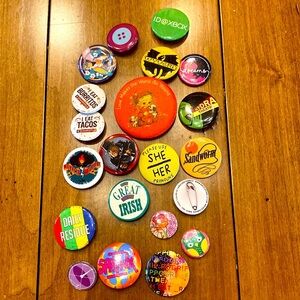 Lot of Novelty Pins / Buttons